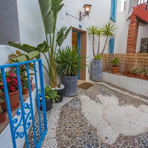 Cute Andalusian Townhouse With Terrace And Views. Apartamento Mijas